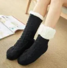 Oversized Hoodie Blanket & Socks - Fullshopping